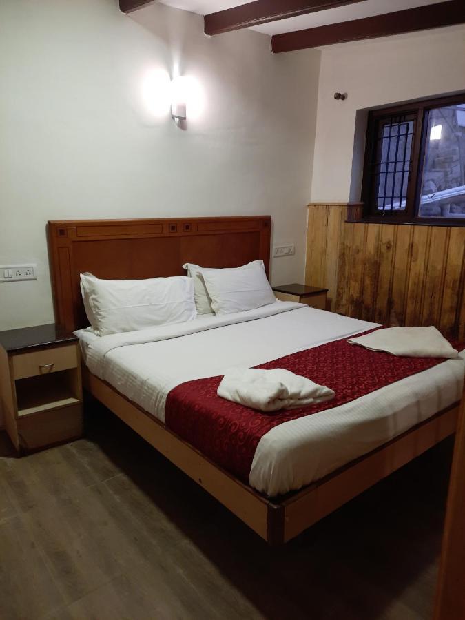 Pine Borough Inn Kodaikanal Exterior foto